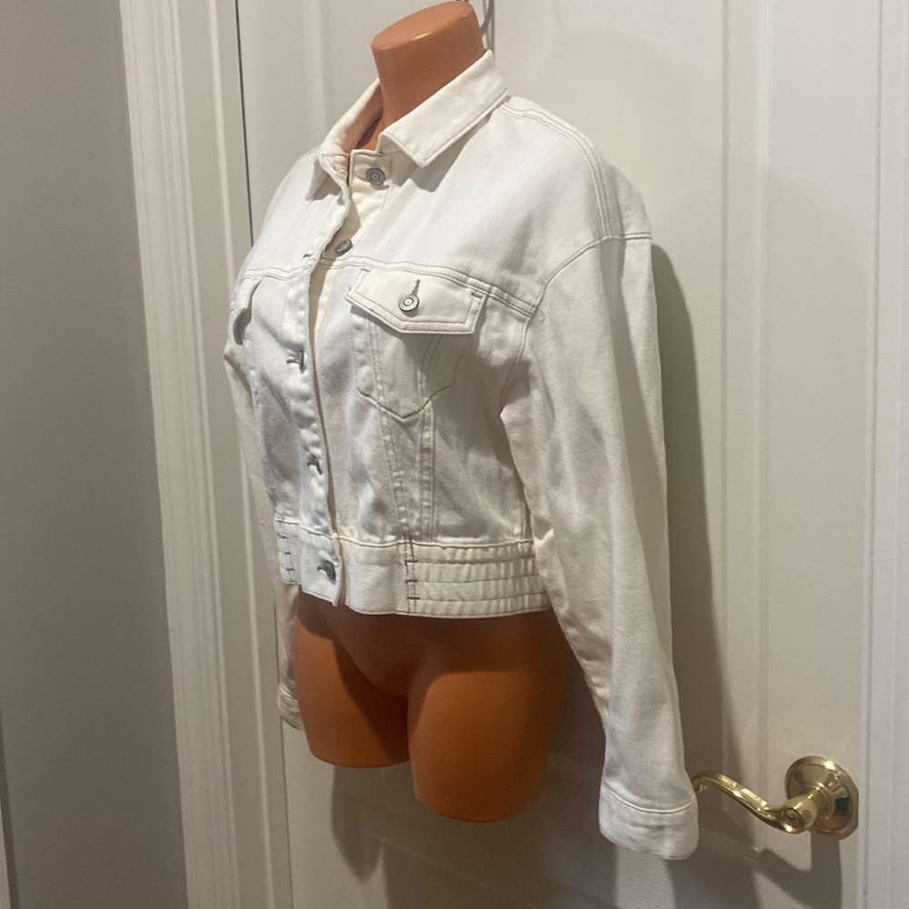 KENSIE Vintage Luxe Ivory Oversized Cropped Denim-Style Jacket S Small NWOT - Picture 3 of 10